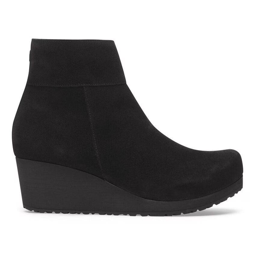 Ebba - The Birkenstock Wedge Bootie in Black