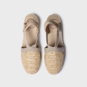 The Classic Closed Toe Espadrille in Raffia