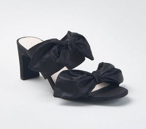 The Dual Bow Slide in Black