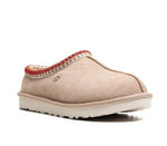 Load image into Gallery viewer, Tasman-The Ugg Slipper with Embroidery in Sand Dark Cherry
