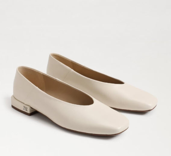 The Square Toe Ballet Flat in Ivory