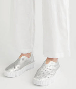 Tulipu 0010 - The On-The-Go-Platform-Slip-On in Silver