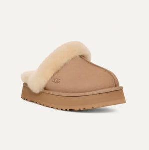 Disquette - The Ugg Platform Slipper in Sand