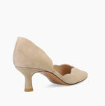 Load image into Gallery viewer, The Scallop Edge D&#39;Orsay Pump in Mushroom
