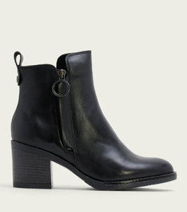 The Side Zip Ankle Bootie in Black