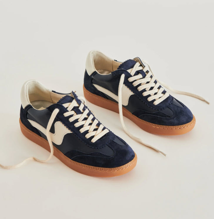 The Gum Sole Court Lace Sneaker in Navy