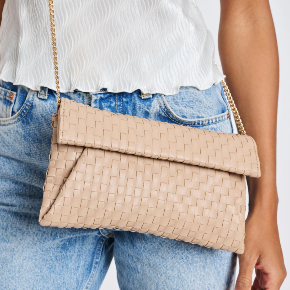 The Woven Clutch in Nude