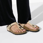 Load image into Gallery viewer, Gizeh - The Birkenstock Classic Thong in Sandcastle
