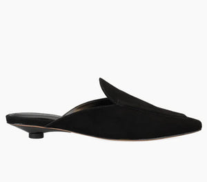 The Pointed Mule on Low Heel in Black