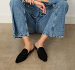 Load image into Gallery viewer, The Pointed Mule on Low Heel in Black
