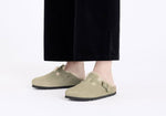 Load image into Gallery viewer, Boston Shearling - The Birkenstock Clog in Taupe
