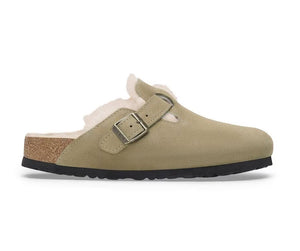 Boston Shearling - The Birkenstock Clog in Taupe