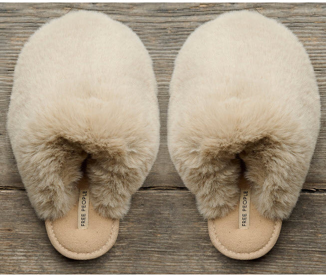 The Faux Fur Snowball Slipper in Taupe
