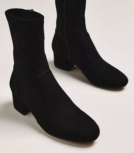 The Block Heel Stretch Ankle Boot in Black