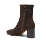 Load image into Gallery viewer, The Crochet Stitch Bootie in Chocolate
