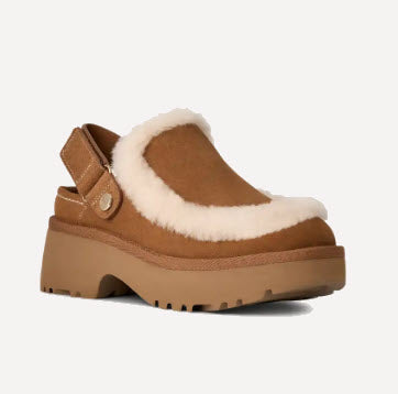 Esmee - The Ugg Cozy Clog in Chestnut