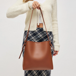 Load image into Gallery viewer, The Bucket Bag in Chocolate
