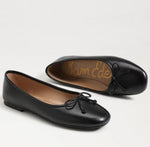 Load image into Gallery viewer, The Classic Ballet Flat in Black
