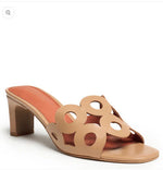 Load image into Gallery viewer, The Circle Slide Sandal in Tea
