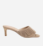 Load image into Gallery viewer, The Fringe Sandal in Ecru
