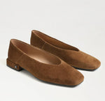 Load image into Gallery viewer, The Square Toe Ballet Flat in Warm Nutmeg
