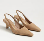 Load image into Gallery viewer, The Sling Back Pointed Pump in Cyprus Tan
