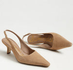 Load image into Gallery viewer, The Sling Back Pointed Pump in Cyprus Tan
