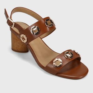 The Mid Heel Flower Gromet Sandal in Cuoio