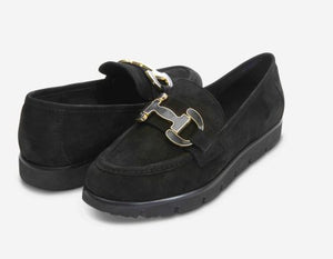 The Enamel Bit Comfort Loafer in Black