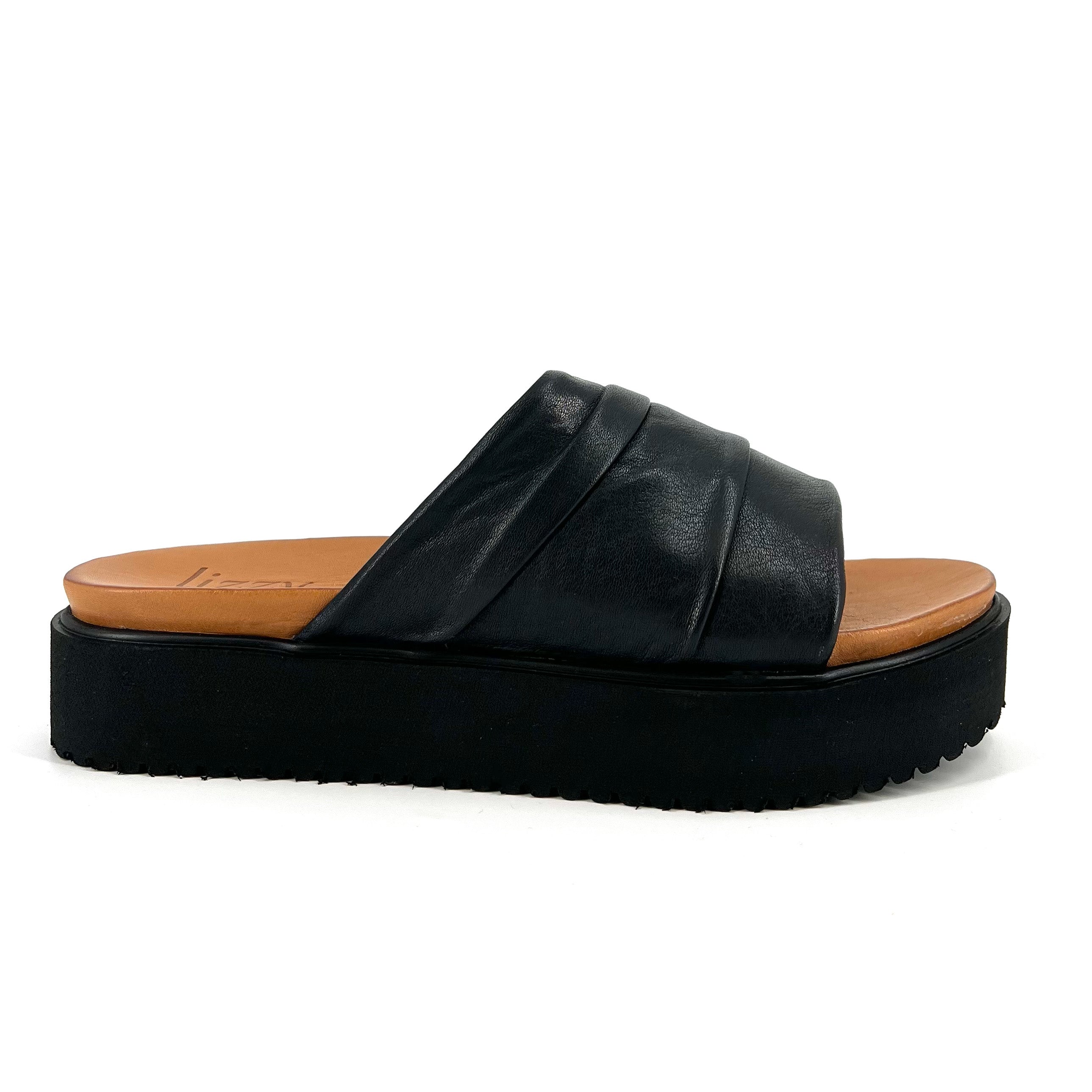 The Pleated Comfort Slide in Black