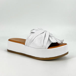 The Knotted Flatform Slide Sandal in White