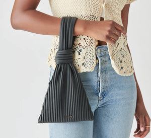 The Accordian Wristlet in Black