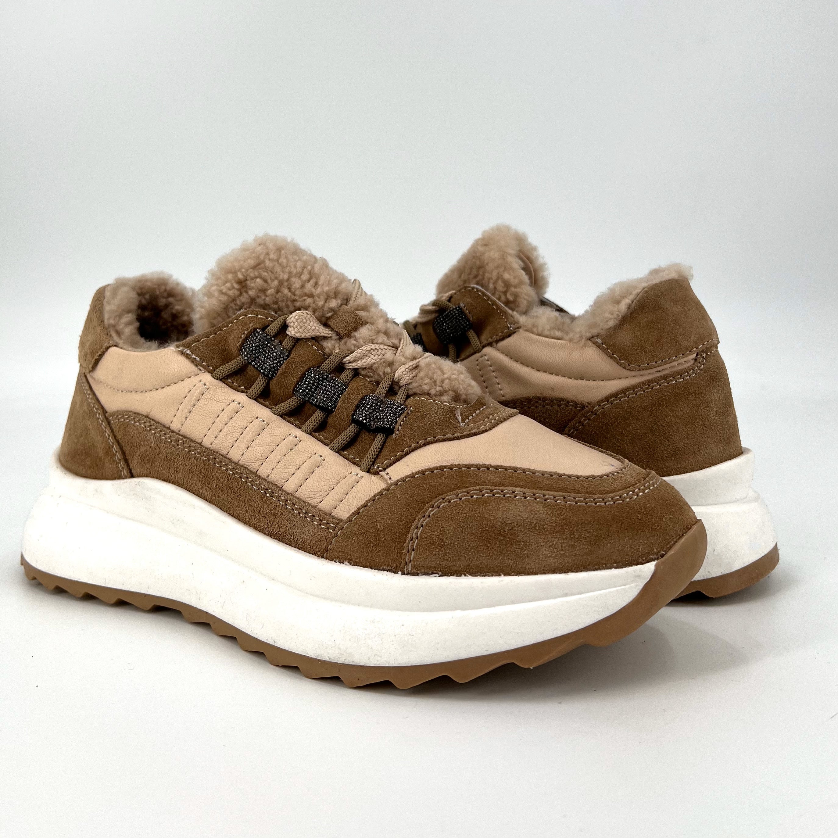 The Fur Lined Lace Trainer in Tan