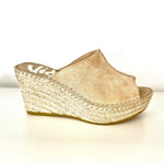 Load image into Gallery viewer, The Center Seam Espadrille Slide Sandal in Sand
