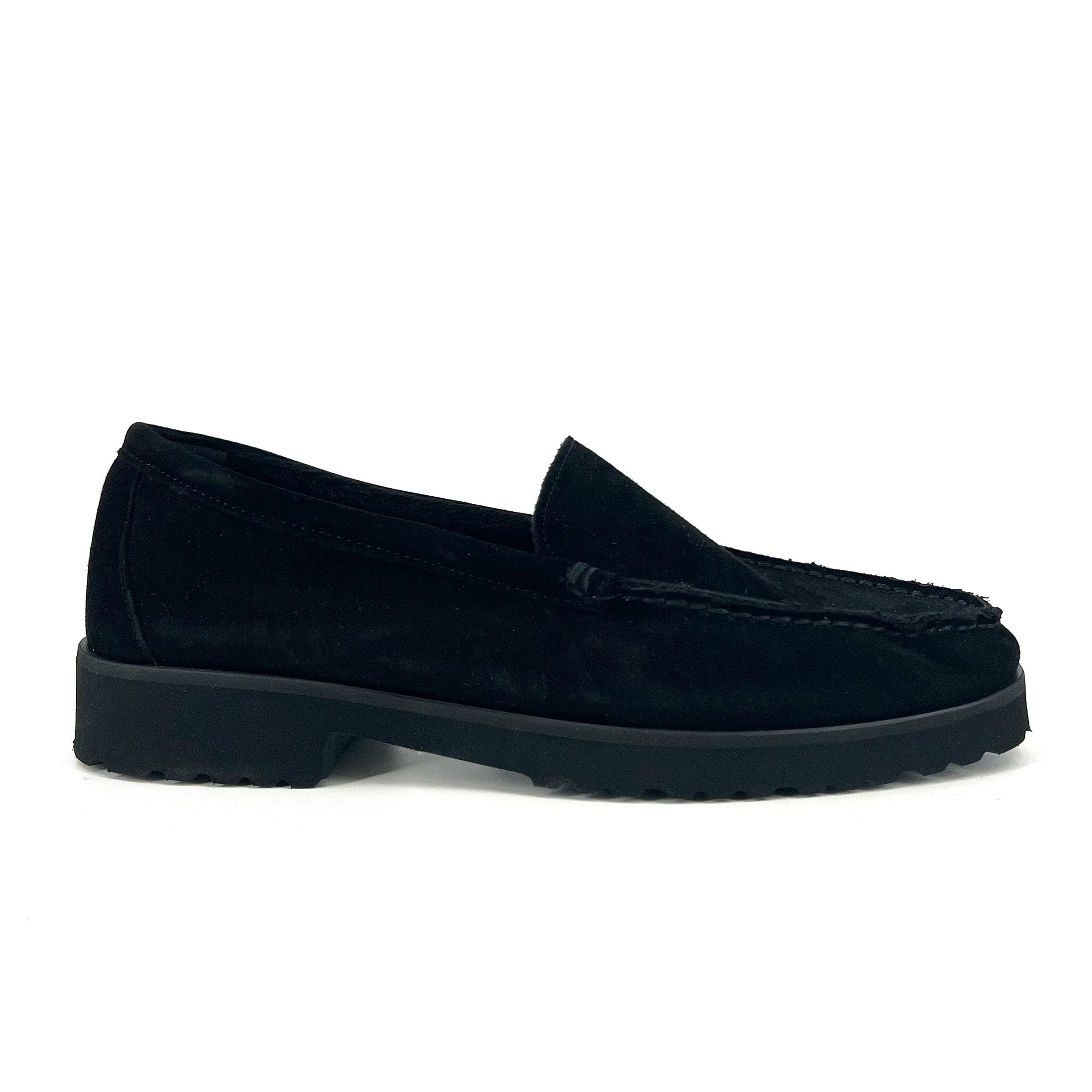 The Cozy Lined Loafer in Black