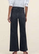 Load image into Gallery viewer, The Patch Pocket Wide Leg in Black Wash
