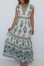 Load image into Gallery viewer, The V-Neck Floral Maxi Dress in Blue Bloom
