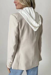 The 2 in 1 Blazer in Beige