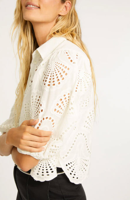 The 3/4 Sleeve Lace Top in Ivory