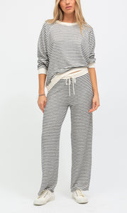 The Nautical Stripe Pullover in Onyx/Ivory