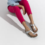 Load image into Gallery viewer, Gizeh - The Birkenstock Classic Thong in Matte Silver
