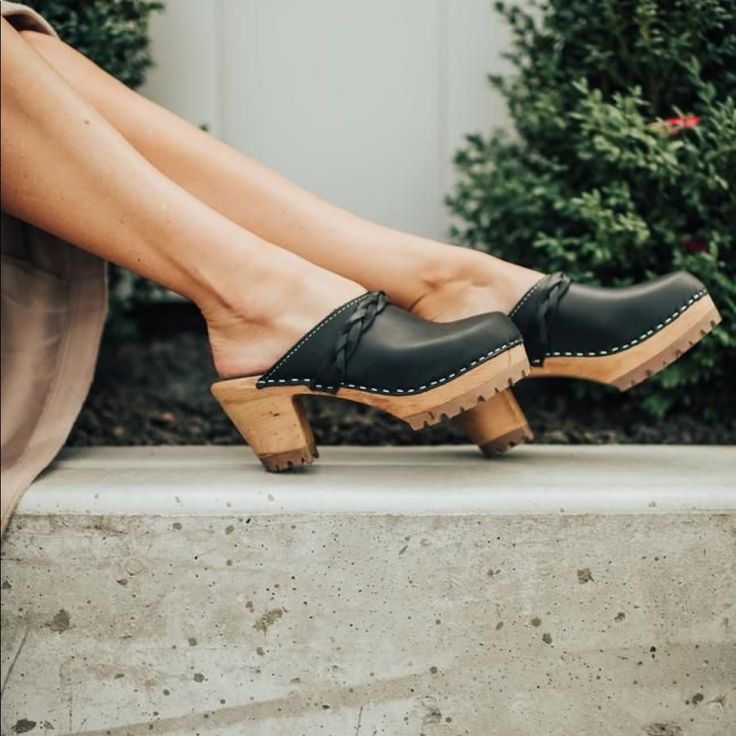 The Clog with Braid Detail in Black