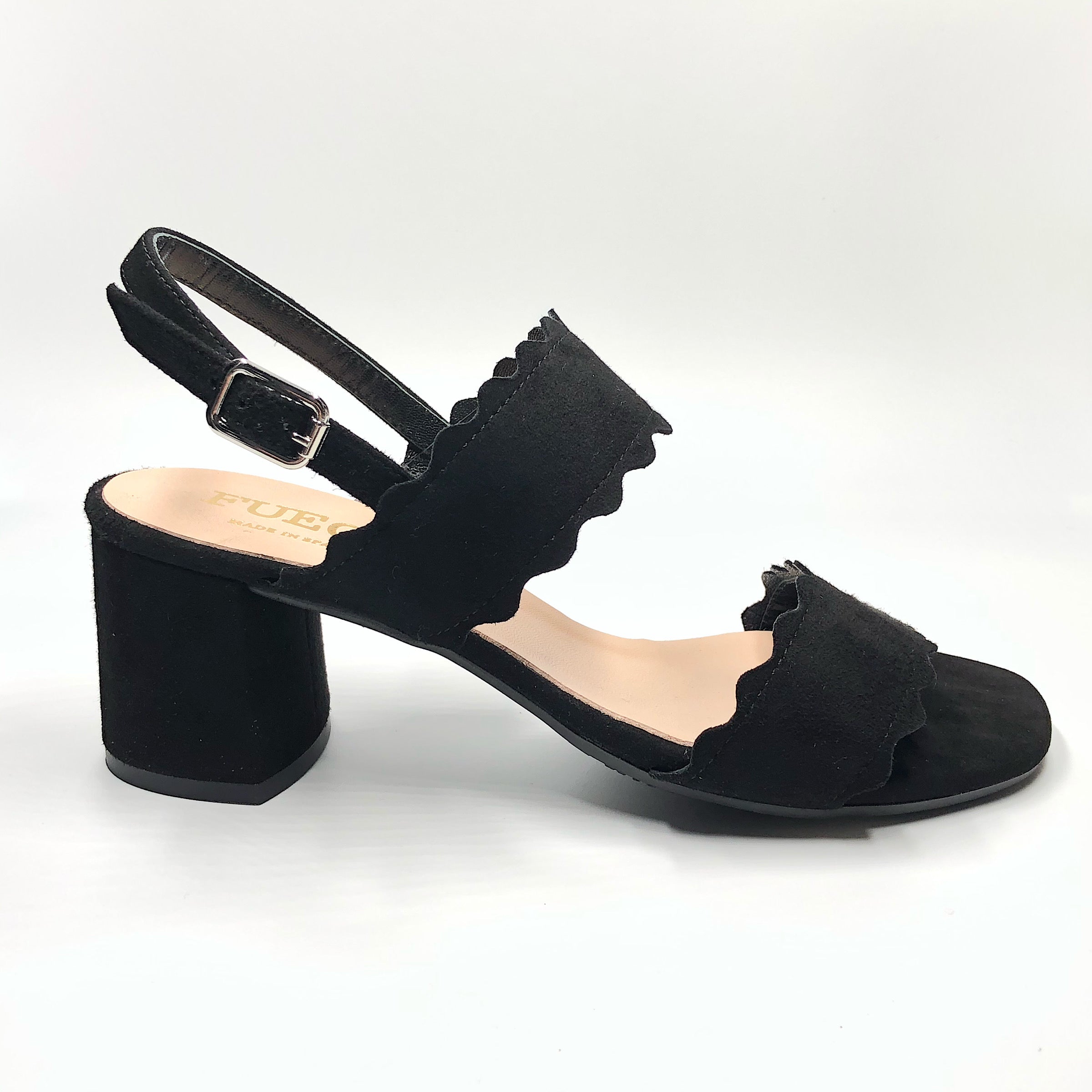 Scallop 2 - The Perfect Sandal in Black