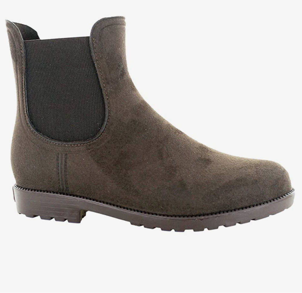 The Chelsea Rainboot in Mocha