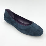 Load image into Gallery viewer, The Scallop Ballet in Navy Suede
